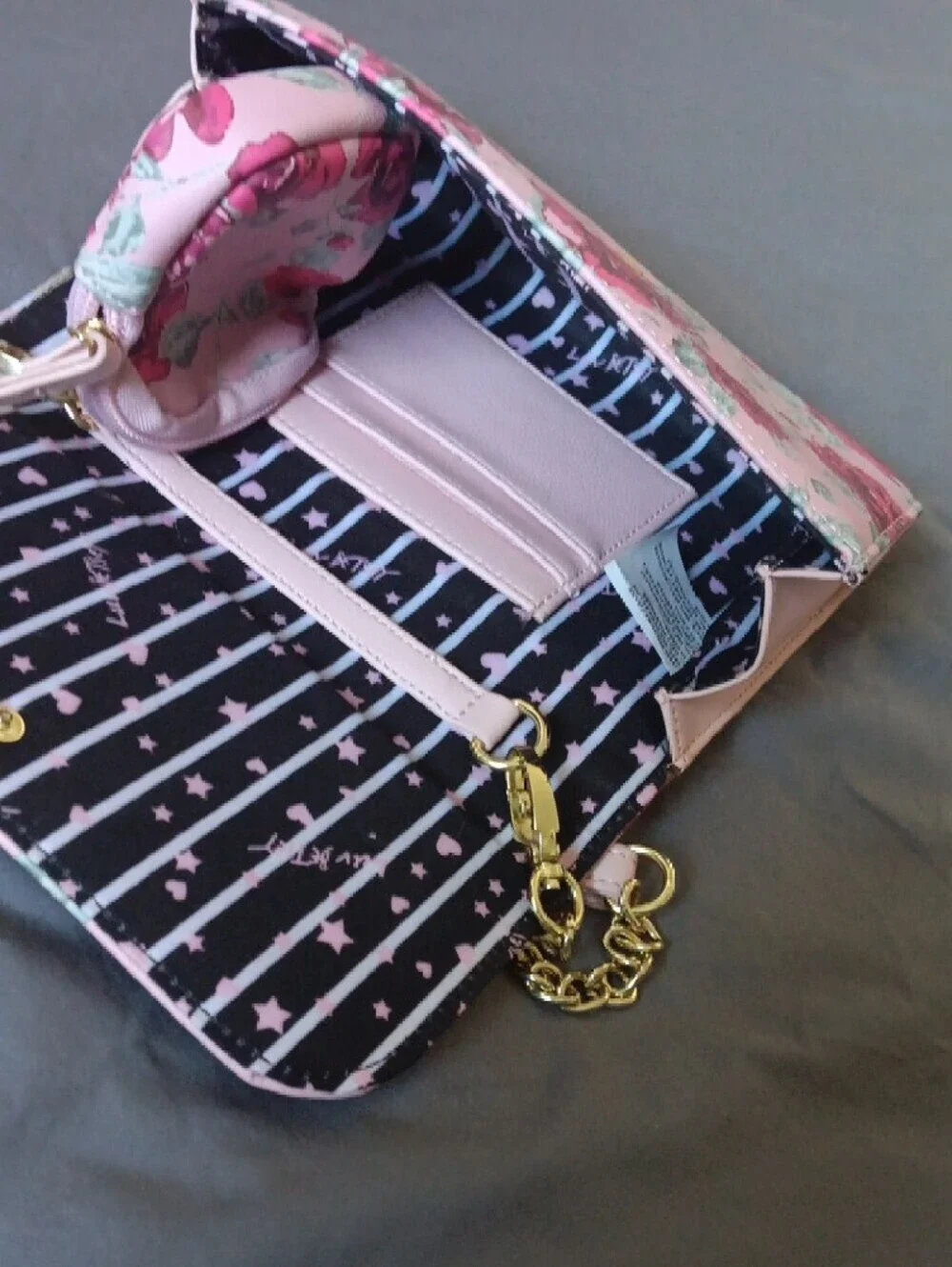Luv Betsey chic pink